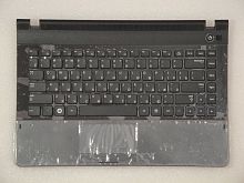 Верхняя панель с клавиатурой для ноутбука Samsung 300E4A, черная